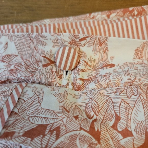 The Chandler Collection Duvet Cover Red & White Toile With Striped Reverse Twin - Picture 10 of 10